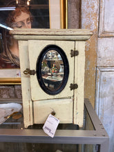 Load image into Gallery viewer, Box - Divine Consign Furniture
