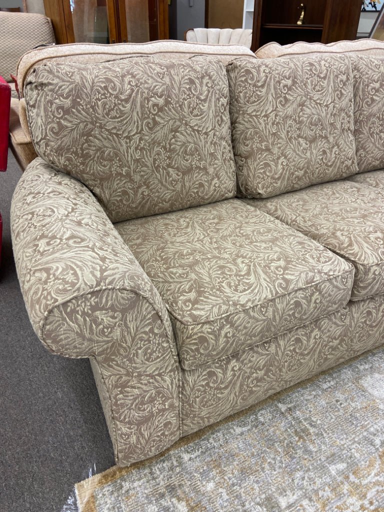 COUCH - Divine Consign Furniture