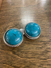 Load image into Gallery viewer, Earrings - Divine Consign Furniture
