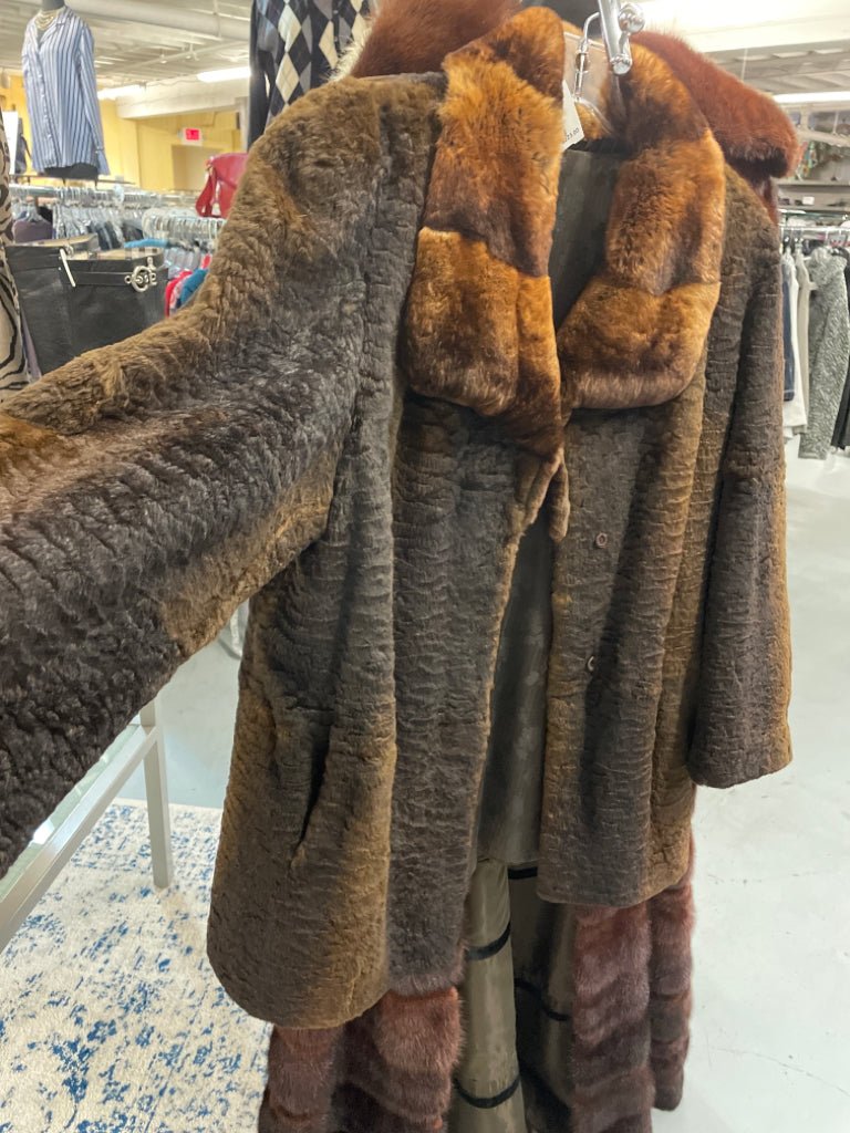 Size One Size Brown Fur - Divine Consign Furniture