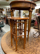 Load image into Gallery viewer, Victorian Table - Divine Consign Furniture
